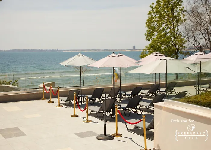 酒店 Secrets Sunny And (adults Only)