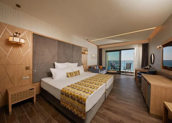 Secrets Sunny And (adults Only) Hotell 5*