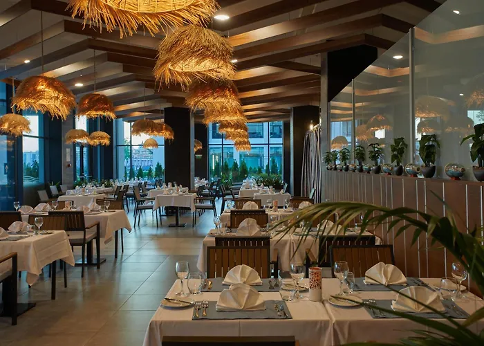 Secrets Sunny And (adults Only) Hotell